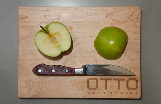 OTTO Greepoint Luxury Apartment Cutting Board